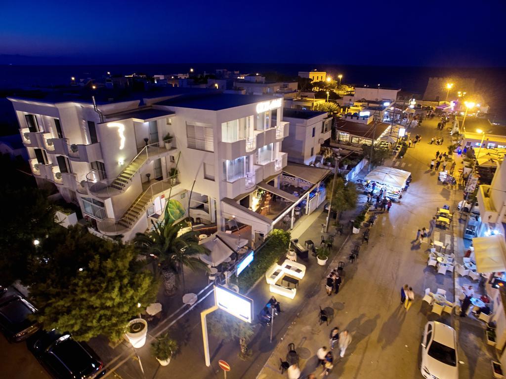 Hotel Cico Торре-Санта-Сабина Экстерьер фото